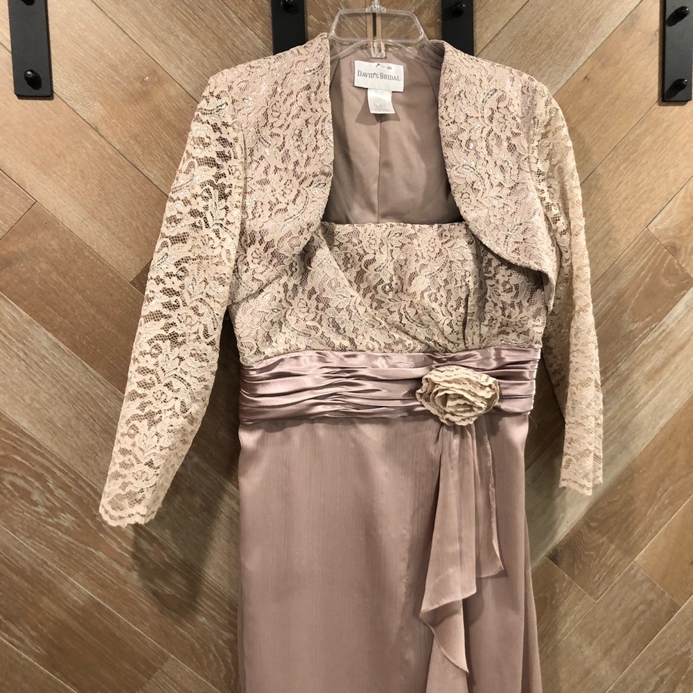 David’s Bridal Lace 3/4 Sleeve Mother of the Bride - 12